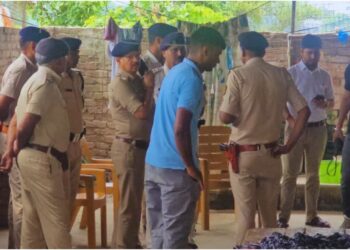 Husband Allegedly Kills Wife and Three Children in Darbhanga; Police Launch Investigation