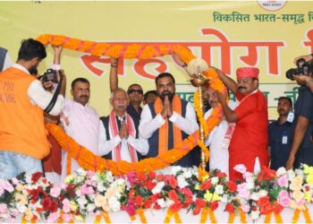 CM Samrat’s Sahyog Camp Ends Within an Hour as Residents Question Grievance Redressal; Officials Face Suspension Warning Over Delayed Cases