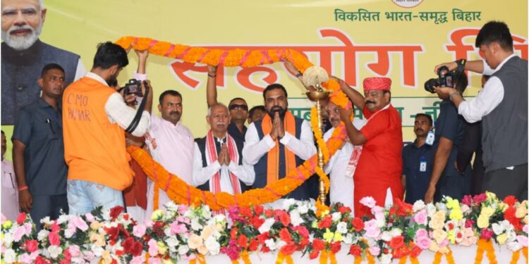 CM Samrat’s Sahyog Camp Ends Within an Hour as Residents Question Grievance Redressal; Officials Face Suspension Warning Over Delayed Cases