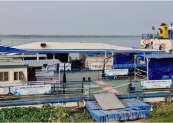 Rs 12 Crore Vessel Left Idle on Patna’s Ganges Bank as Water Metro Project Faces Eight-Month Delay