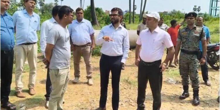 Energy Department Managing Director Visits Bhagalpur to Oversee Power Restoration After Cyclone Disruption