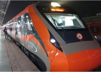Timings of Vande Bharat, Duronto and Tejas Trains Passing Through Patna Junction Likely to Change; List Sought from Danapur Division