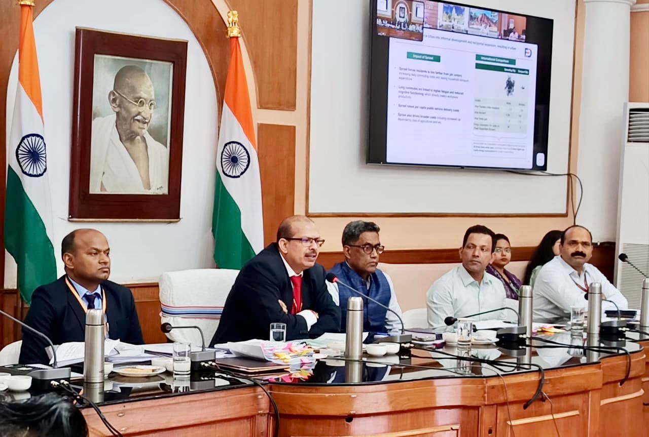 Centre’s Special Secretary K K Pathak And Bihar Chief Secretary Pratyaya Amrit Review Deregulation Push To Boost Investment