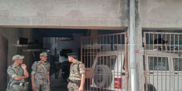 Early Morning Raid in Gaya Leads to Seizure of Fake and Narcotic Drugs