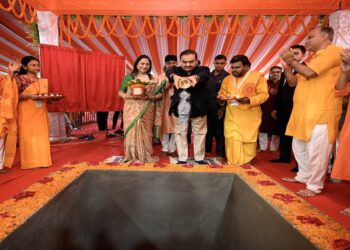 Why Gautam Adani Chose A Small Bihar Village For His Biggest Rural Healthcare Initiative Yet? Announces Rs 500 Crore National Eye Care Trust