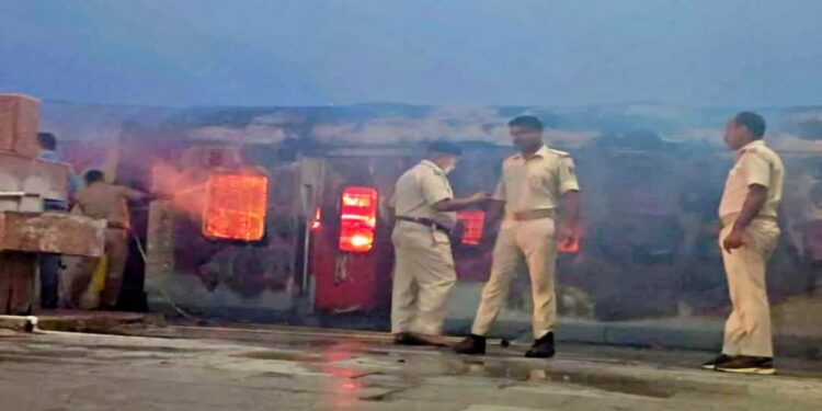 General Coach of Jaynagar-Udhna Express Destroyed in Fire, Investigation Underway