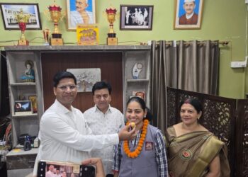 499 Out of 500! Gaya Student Mahi Kumari Shines as KV No. One Delivers 100% CBSE Success