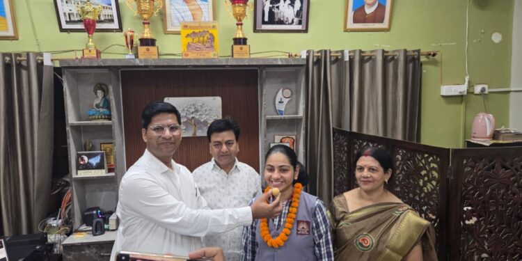499 Out of 500! Gaya Student Mahi Kumari Shines as KV No. One Delivers 100% CBSE Success