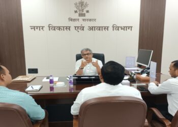 Minister Nitish Mishra Reviews Patna’s Monsoon Preparedness, Pushes for Modern Drain Cleaning Systems