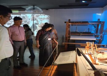 Odisha Chief Secretary Anu Garg Visits Patna’s Bapu Tower, Praises Gandhi Exhibitions