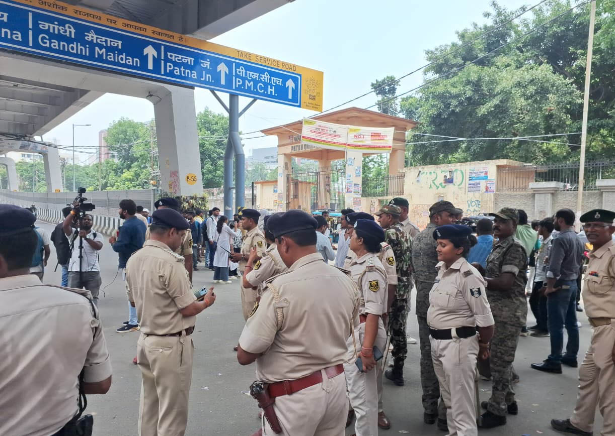 Police Detain Students Ahead of Protest Over Delayed BPSC TRE-4 Notification in Patna