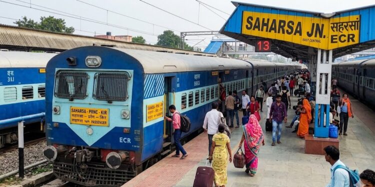 Delhi-Bound Passengers Rejoice! East Central Railway Slashes Travel Time For Saharsa & Purnea Special Trains