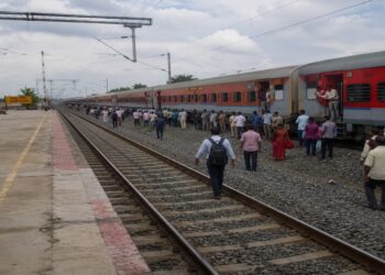 Ornaments Worth Rs 30 Lakh Stolen From Passenger In AC Coach On Patna–Jhajha Rail Route