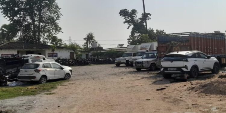 Farmers Stop Industrial Corridor Work, Police Detain Five After Protest Over Compensation