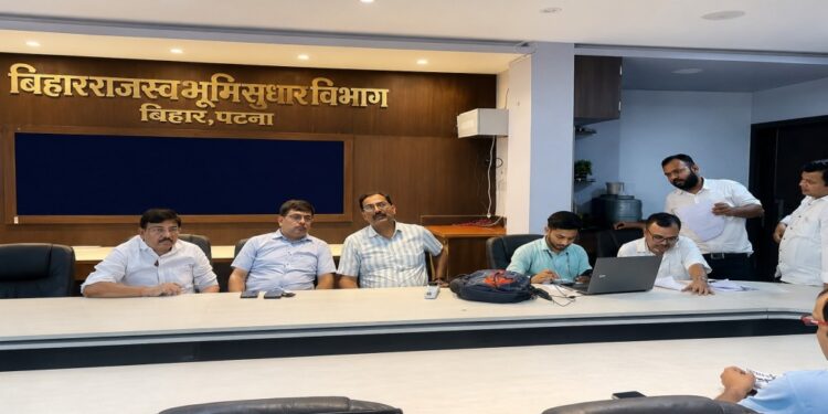 Traders Queue Up In Large Numbers, Bhagalpur Trade Licence Camp Extended Till June 15