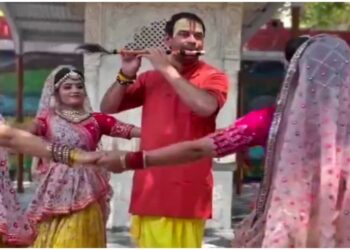 Tej Pratap Yadav Shares Vrindavan Visit, Posts Video Playing Flute At Vanshivat