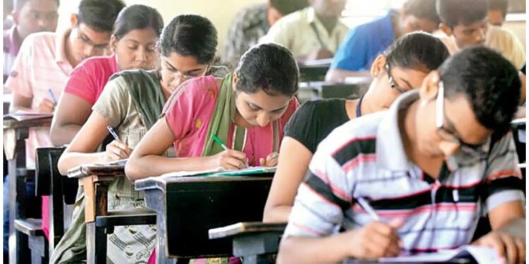 JEE Advanced 2026 Begins As Over 14,000 Bihar Students Sit Exam Under New Security Rules