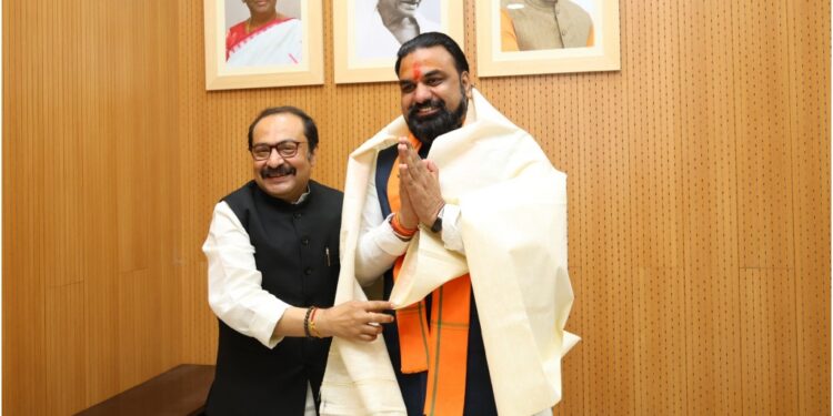 CM Samrat Chaudhary Meets Vivek Thakur As MP Seeks Swami Sahajanand Saraswati Name For Bihta Airport