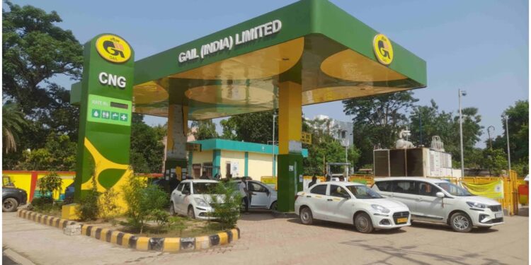 CNG and PNG Prices Rise in Patna, Adding to Everyday Expenses of Common People