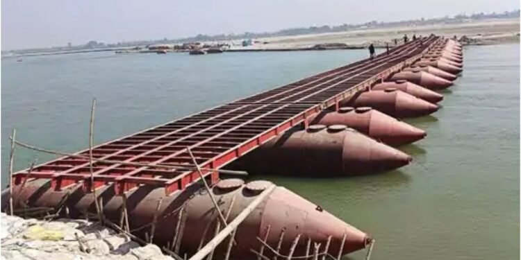 Traffic on Three Pontoon Bridges Over Ganga to Be Suspended from June 15 Amid Rising Water Levels