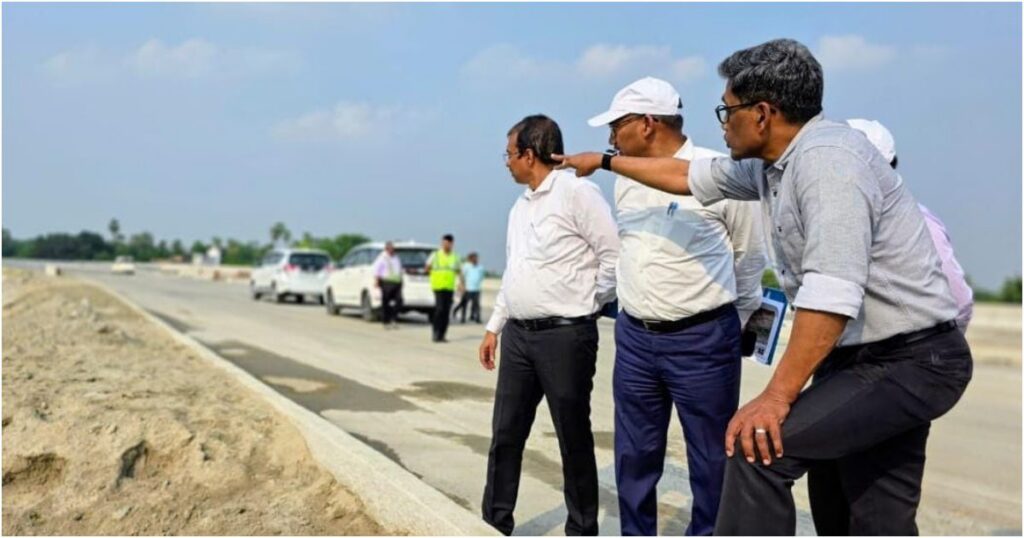Chief Secretary Reviews Kacchi Dargah–Bidupur Six-Lane Ganga Bridge Project, Completion Target Set for July 2026