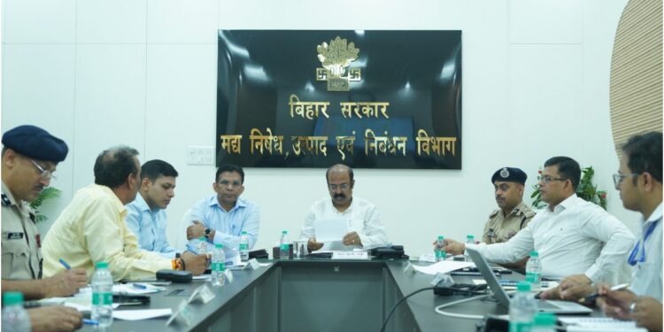 Bihar Government Reviews Liquor Ban Enforcement, Orders Faster Destruction of Seized Liquor
