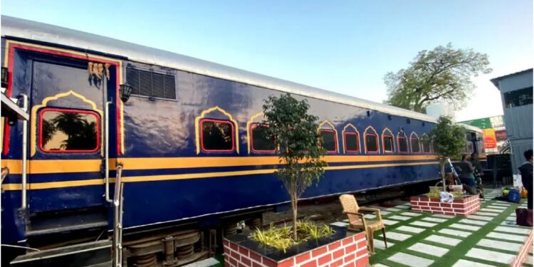 Railways to Convert Old Coach into Rail Restaurant at Shahpur Patori Station, Boosts Revenue in Sonpur Division