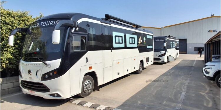 Luxury Caravan Bus Service Sees Rising Demand as Tourists Explore Bihar and Nepal in Comfort