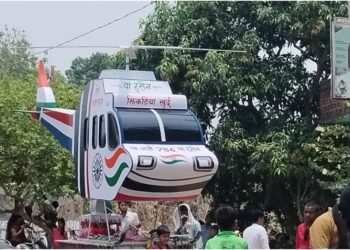 Hindu Artisan in Gaya Crafts Helicopter Tazia During Muharram, Highlighting a Decade of Communal Harmony