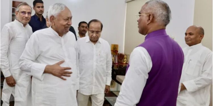RCP Singh Denied Meeting with Nitish Kumar, Supporters Allege They Were Prevented From Entering Residence