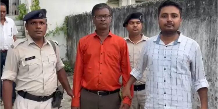Headmaster Arrested in Patna for Accepting Rs 50,000 Bribe in Marksheets and CLC Case