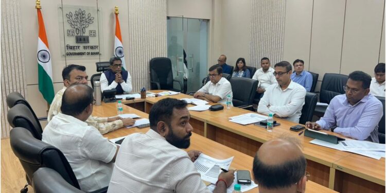 Chief Secretary Sets June 15 Deadline for Hand Pump Repairs Across Bihar, Warns of Action Against Negligence