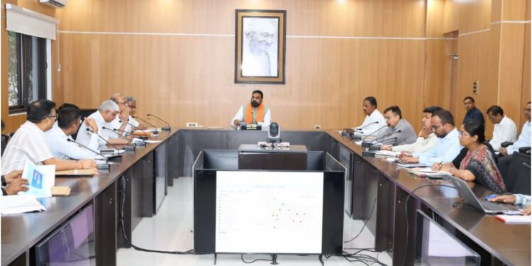CM Samrat Choudhary Reviews Satellite Township Projects to Boost Urbanisation, Economic Growth and Employment Opportunities