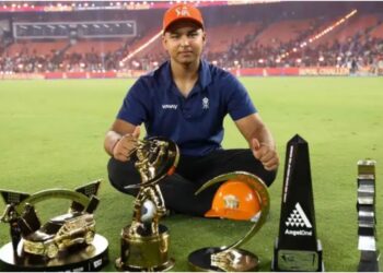 Vaibhav Suryavanshi Wins Orange Cap in IPL 2026, Headlines Bihar's Stellar Season Alongside Mukesh, Saqib and Anukul
