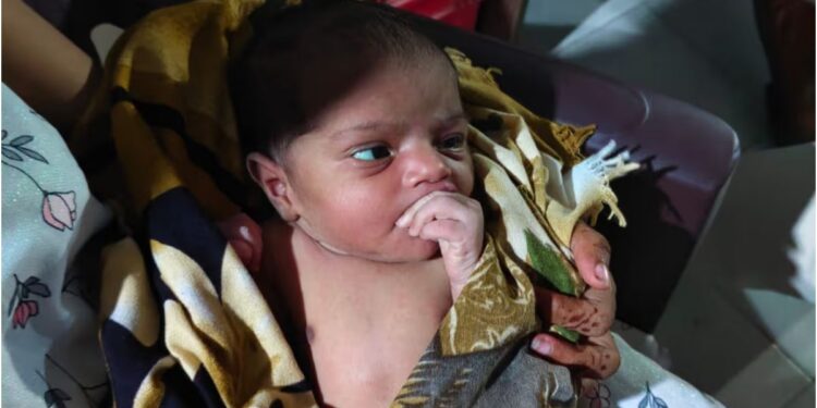 Newborn Girl Found Abandoned on Patna-Gaya Passenger Train, Handed Over to Child Welfare Committee