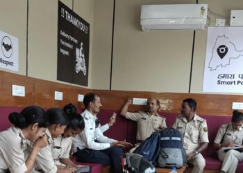 Police Allegedly Occupy Patna’s AC Lounges Meant for Gig Workers, Viral Photos Raise Questions