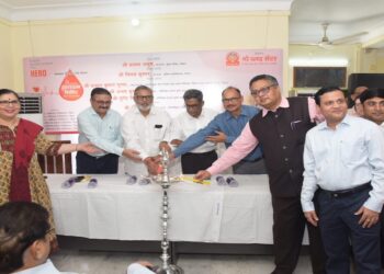 Bihar Officers Donate Blood At World Blood Donor Day Camp In Patna