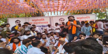 Prashant Kishor Visits Bilauti Mahapanchayat, Demands Action In Bharat Tiwari Encounter Case