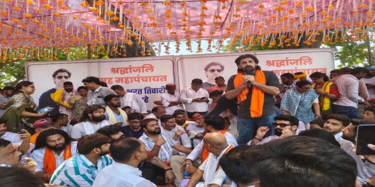 Prashant Kishor Visits Bilauti Mahapanchayat, Demands Action In Bharat Tiwari Encounter Case