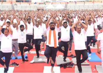 International Yoga Day: Who Will Practice Yoga Where? CM Samrat Choudhary, Nityanand Rai, Giriraj Singh Among Key Participants