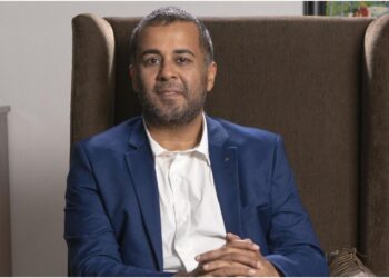 Author Chetan Bhagat Shares Career, Success and Life Lessons at Career Horizon Conclave 2026 in Patna