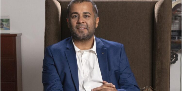 Author Chetan Bhagat Shares Career, Success and Life Lessons at Career Horizon Conclave 2026 in Patna