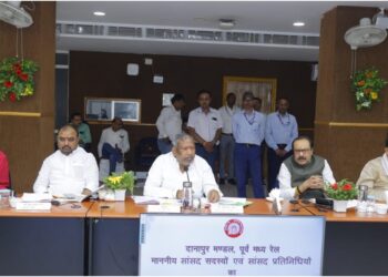 Danapur Division MPs Push for Faster Rail Infrastructure Projects; Demand Faster Completion of Vande Bharat Depot, New Platforms 