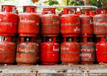 From Today, Your LPG Refill Will Cost More: IOC Raises Domestic Cylinder Prices