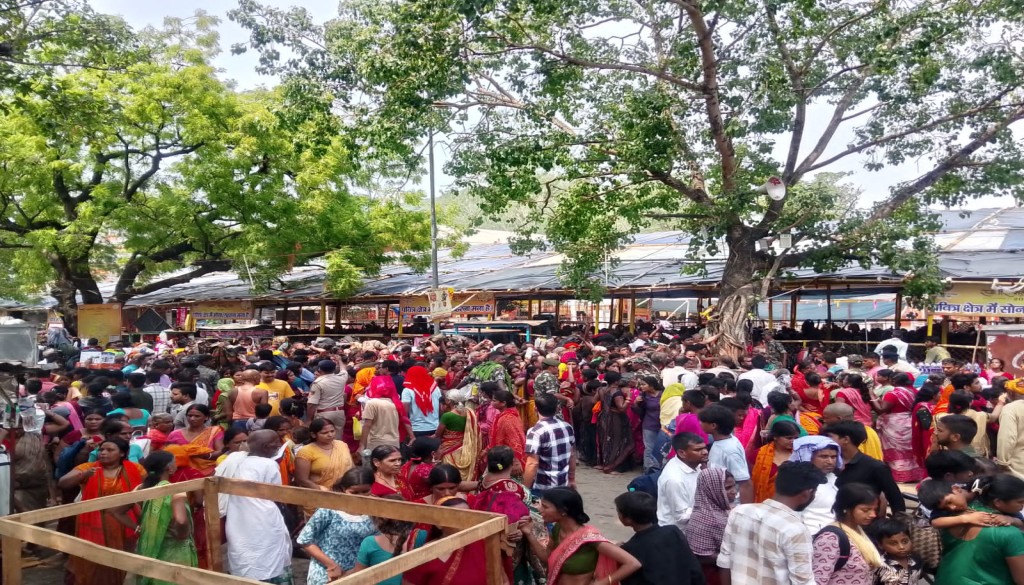 Rajgir Malmas Mela Draws Around Eight Lakh Devotees for Second Shahi Snan