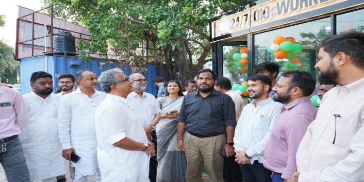 Minister Nitish Mishra Inspects Patna's New AC Lounges For Gig Workers, Calls Welfare A Government Priority