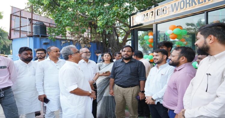 Minister Nitish Mishra Inspects Patna's New AC Lounges For Gig Workers, Calls Welfare A Government Priority