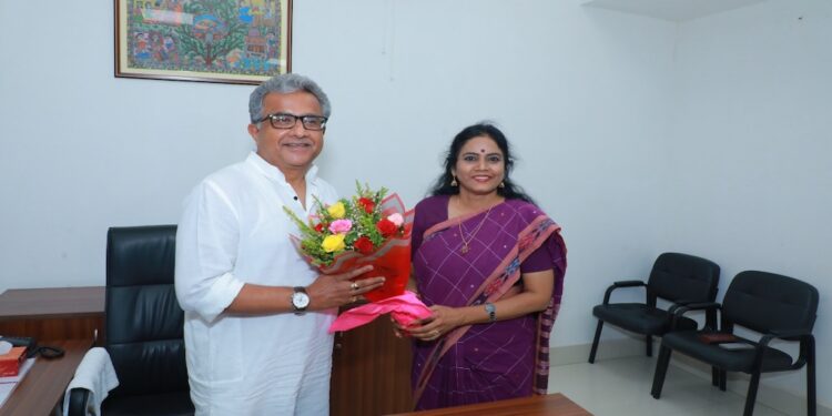 Nitish Mishra Assumes Charge As Acting Chairman Of LNMI, Pledges Focus On Entrepreneurship And Innovation