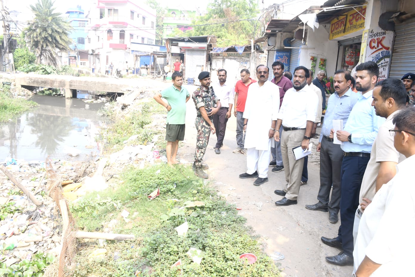 Digha MLA Sanjeev Chaurasia, Patna Municipal Commissioner Inspect Rajiv Nagar And Anandpuri Drains; Action Ordered Over Lapses