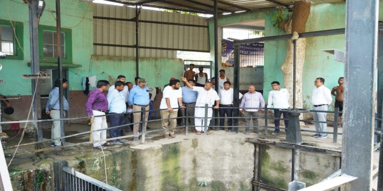 Patna Municipal Commissioner Halts Rajiv Nagar Drain Construction Ahead Of Monsoon, Orders Urgent Repairs